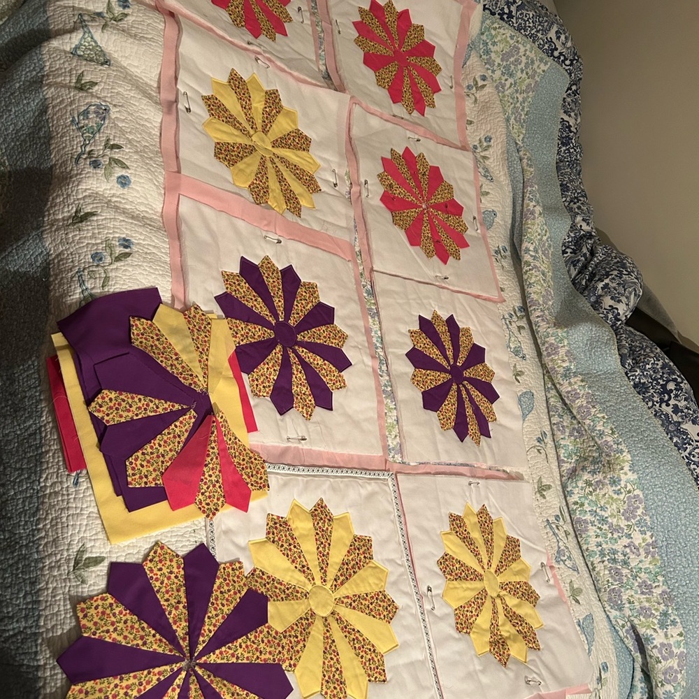 New homemade patchwork quilt blocks (9) Yellow, Purple, pink Dresden Plate